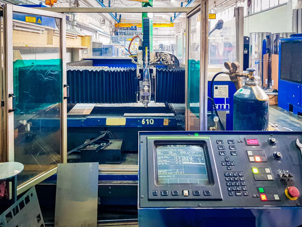 Станок лазерной резки Trumpf Trumatic L3030, модернизация Станок лазерной резки Trumpf Trumatic L3030, модернизация